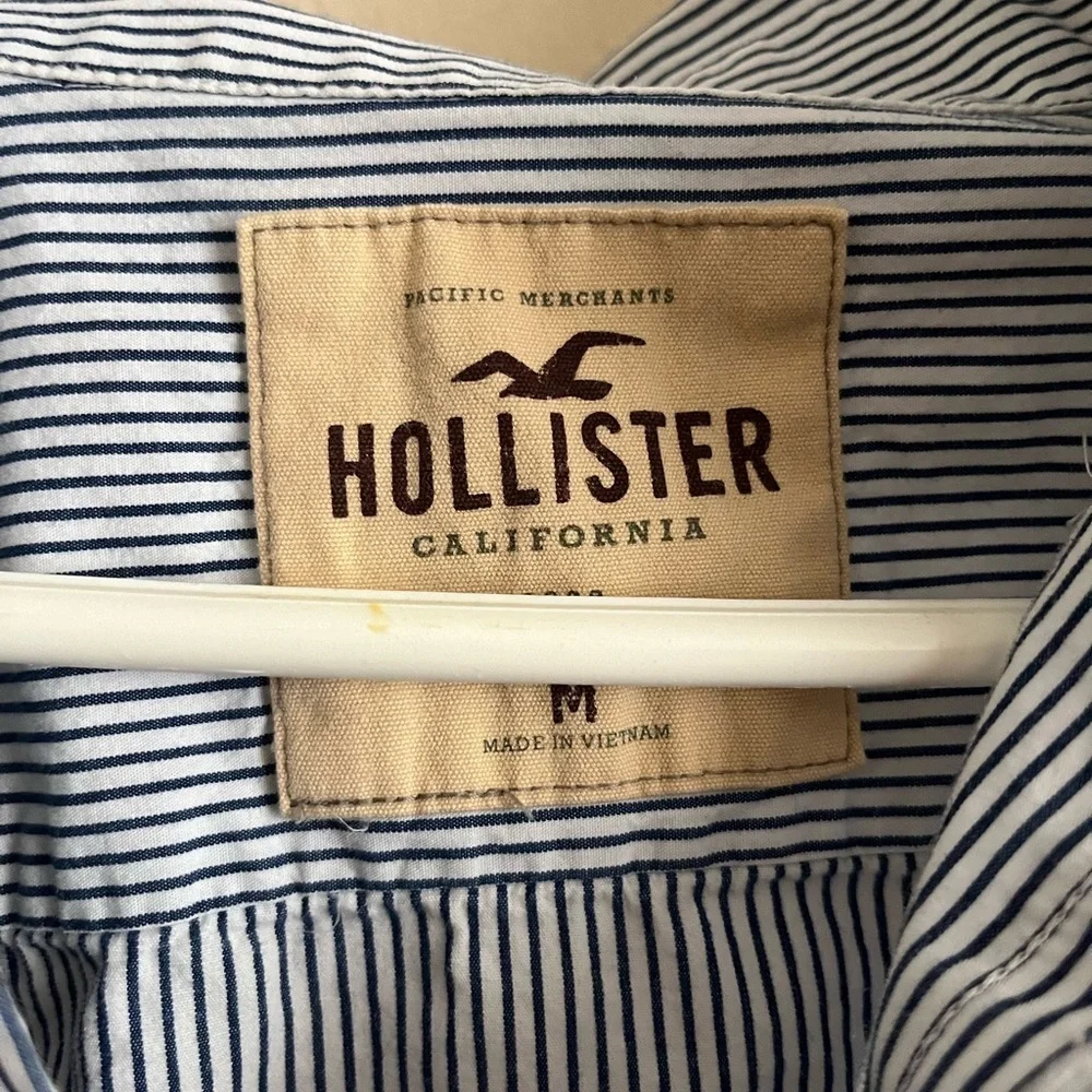 Men’s Hollister Button Down